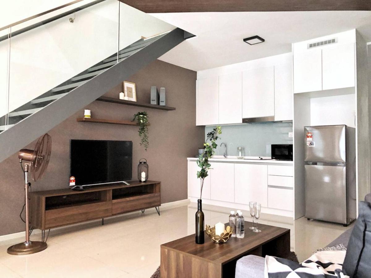 Modern Industrial Duplex Loft- Ekocheras-Mrt 3Pax กัวลาลัมเปอร์ ภายนอก รูปภาพ